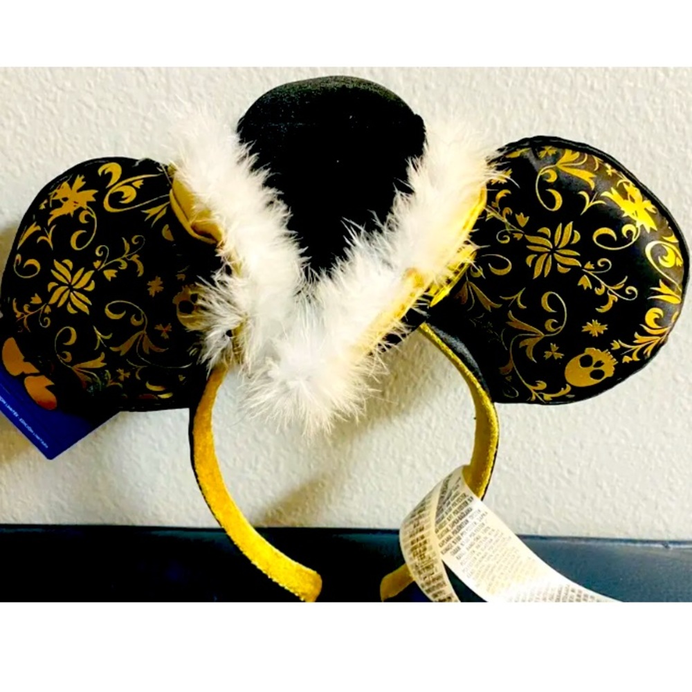 NWT Disney Parks Pirates of the Caribbean LIMITED EDITION Ears